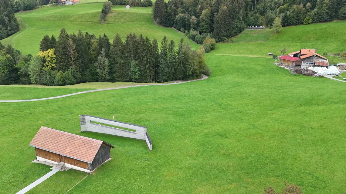 Schiessanlage Oberegg aus der Luft mit Blick auf das Schützenhaus und den Scheibenstock